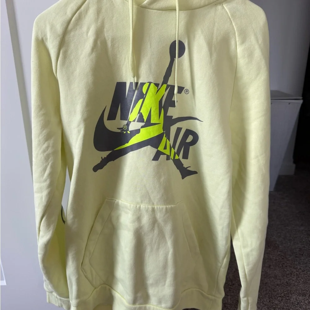 Jordan Men's Light Yellow Hoodie